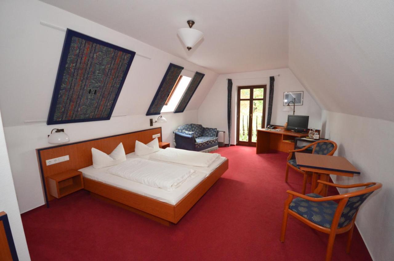 Hotel Parkschloesschen Maasdorf  Exteriér fotografie